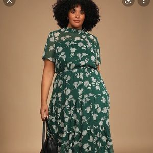 Plus size green Lulus dress - never worn!